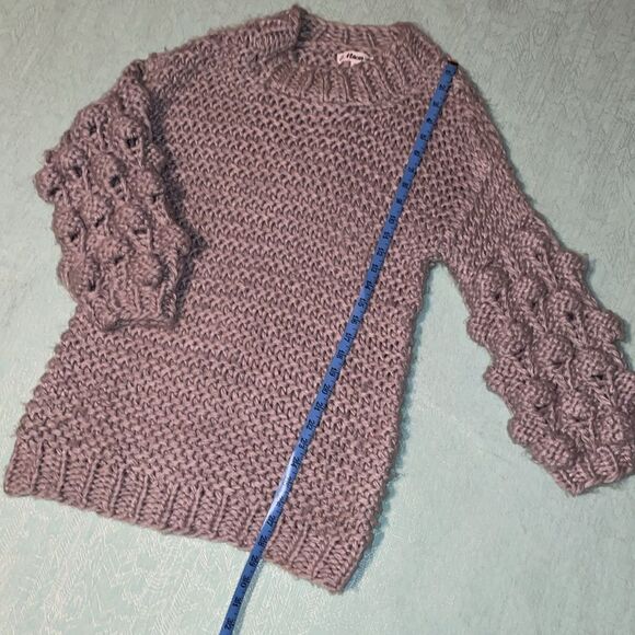Macaron gray bubble-sleeve knit soft sweater Small BOHO grey hand knit Pom Pom - Picture 8 of 16